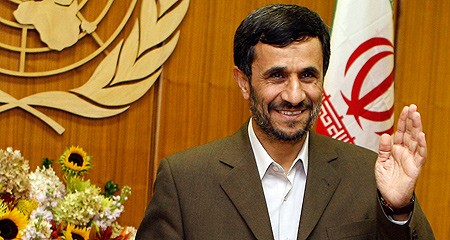 Reprezentaţie „nucleară” Ahmadinejad la New York