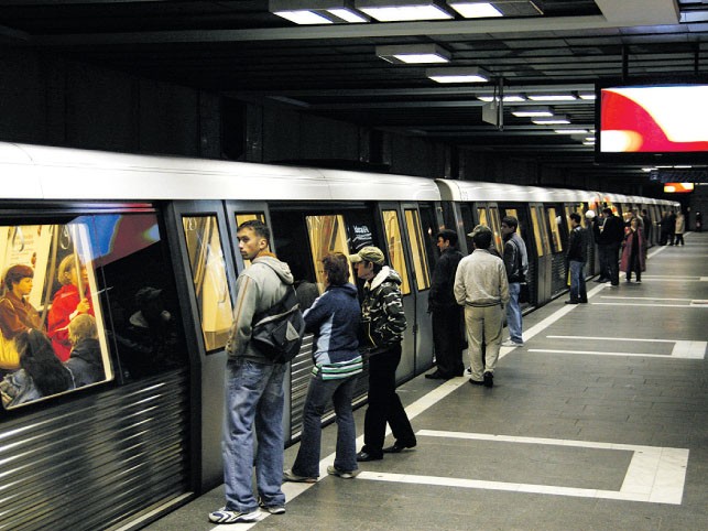 Angajații Metrorex declanșează greva generală în caz de scăderi salariile