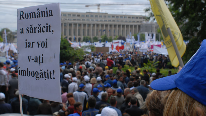 Sindicatele aprind luni fitilul la bomba socială