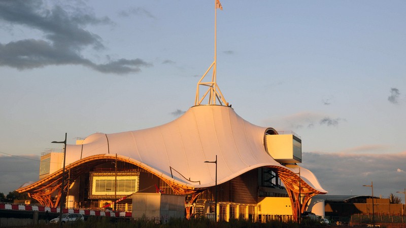 Muzeul cu pălărie chinezească