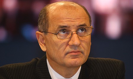 Copos vrea să obţină fonduri UE pentru Ana Imep