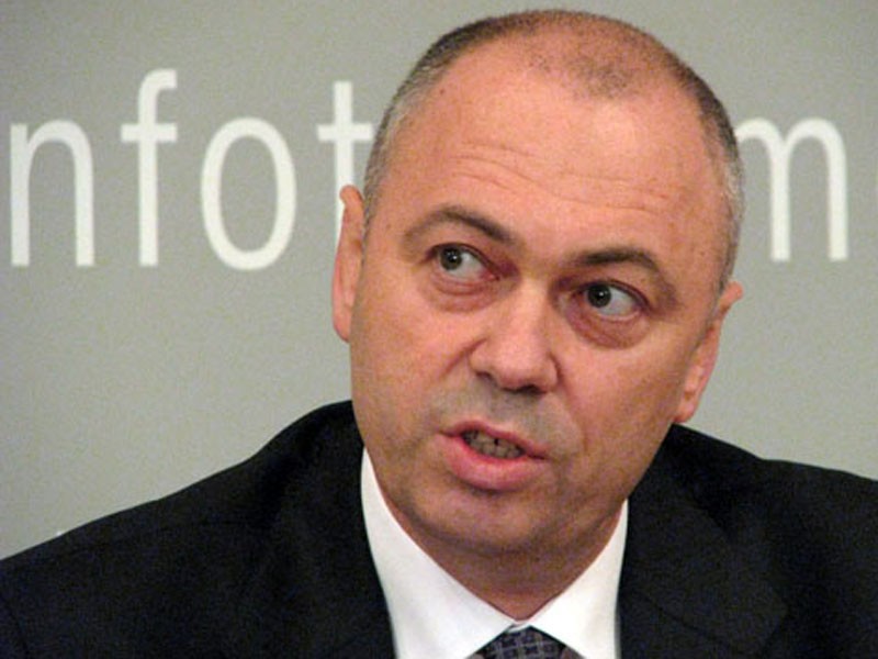 Servicii secrete şi tămâie pentru o Republică Pravoslavnică Moldova