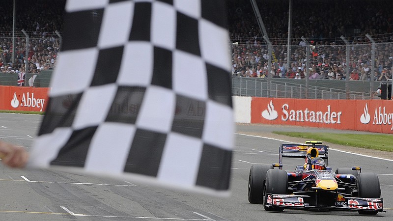 Pirelli bagă pneuri în toată Formula 1