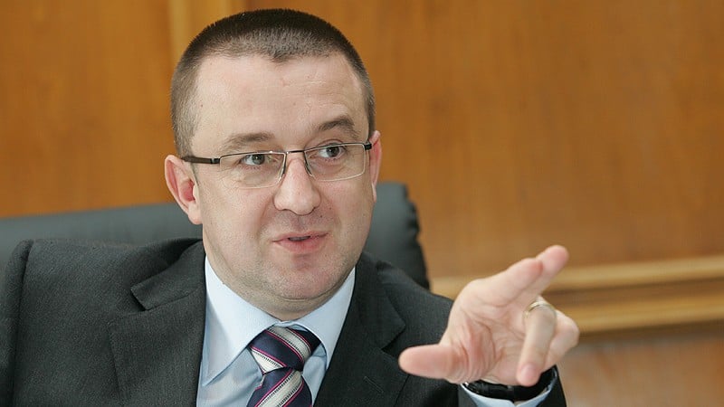 Şeful Fiscului: Oamenii mei iau şpagă