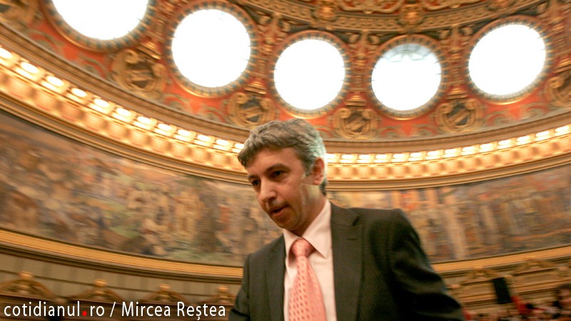 Dan Diaconescu, interdicţie la Romică Ţociu
