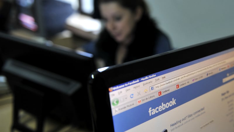 România vrea parteneriat strategic de promovare prin Facebook