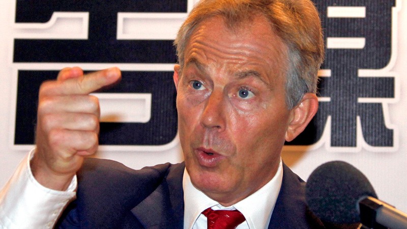 Tony Blair donează toţi banii câştigaţi din memoriile sale militarilor răniţi în Irak