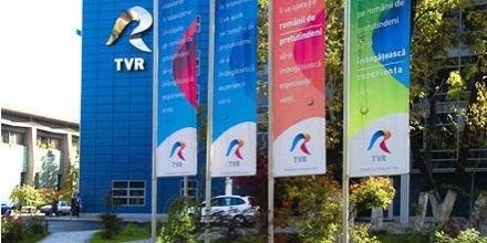 Băsescu face război între TVR şi Antena 3