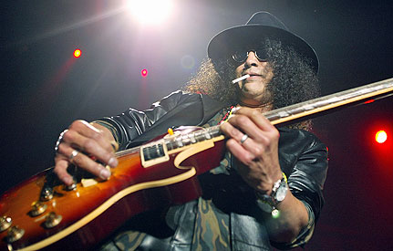 Slash, fostul chitarist al Guns N’ Roses, divorţează
