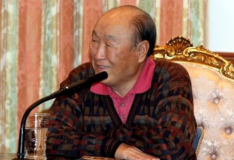 Al doilea Isus cumpără „Washington Times” pentru un dolar