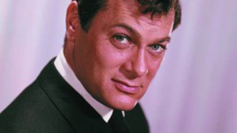 A murit marele actor american Tony Curtis