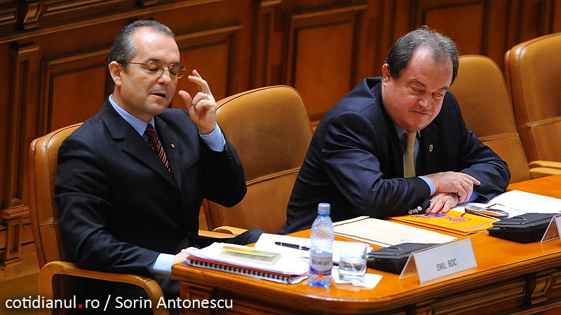 Emil Boc continuă numirile de secretari de stat