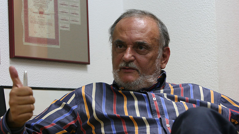 Dinu Patriciu: Tăierea salariilor şi a pensiilor este un chin inutil