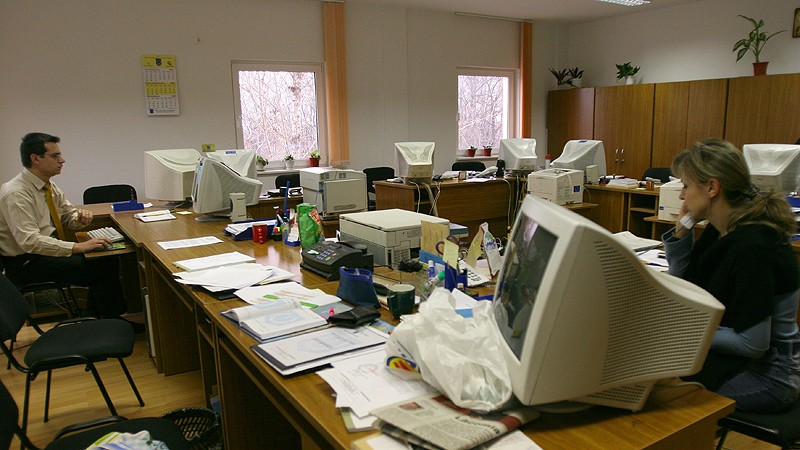 400.000 de bugetari au primit sporuri