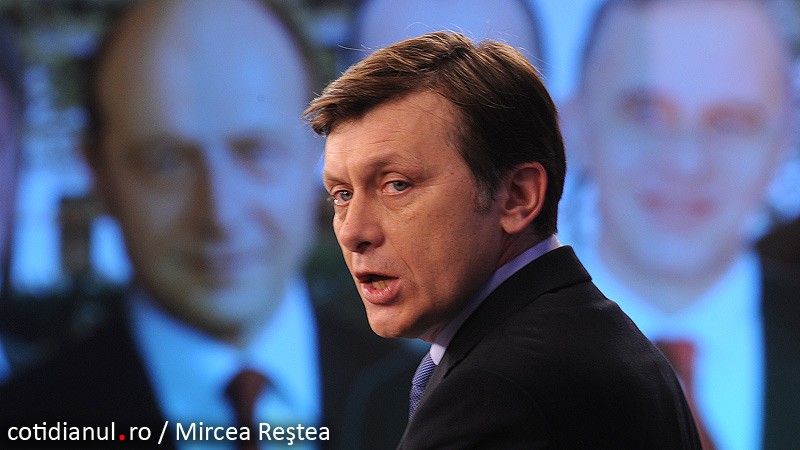 Crin Antonescu pregăteşte un guvern din umbră