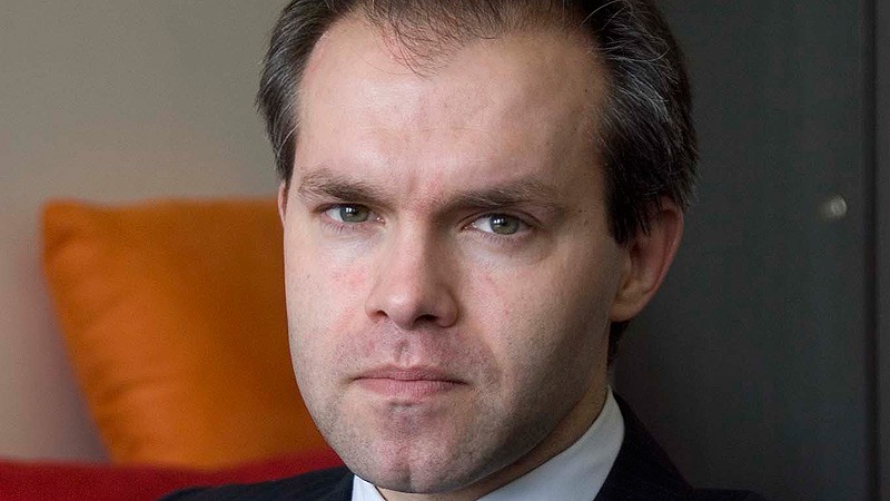 Funeriu dă vina pe universităţi pentru bursele studenţeşti mici