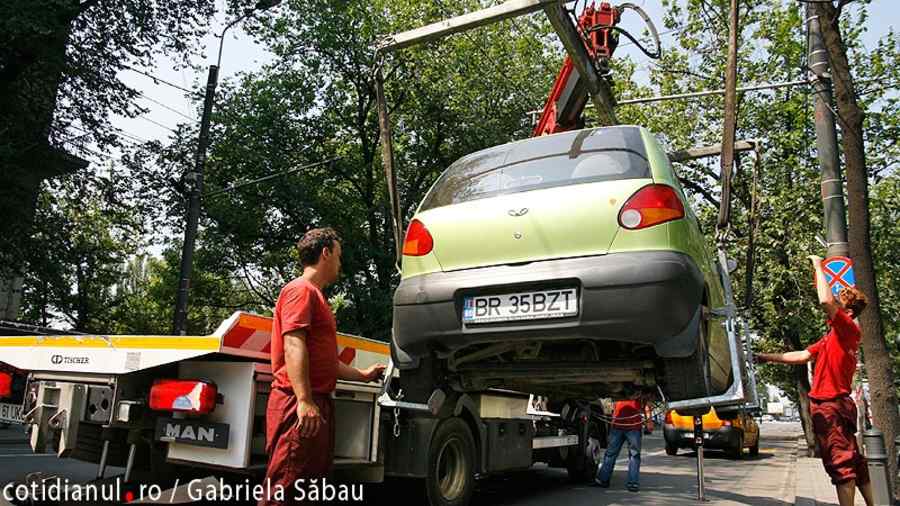 400 de maşini ridicate, în aprilie, în sectorul 3