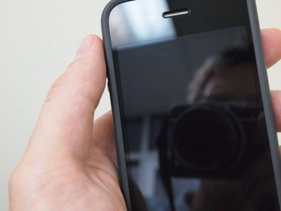 iPhone 4, aşteptat în România