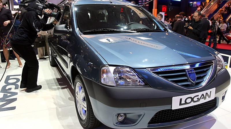 Dacia nu se gândeşte la producţia de vehicule hibrid