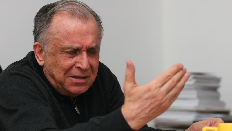 Iliescu răsuflă ușurat