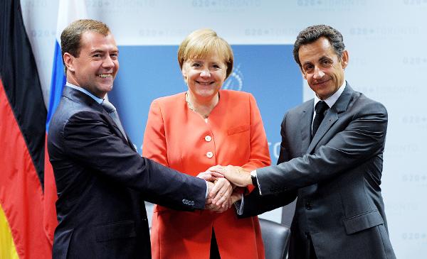 Merkel, Sarkozy şi Medvedev, între „trasnistrizarea” sau „europenizarea” Moldovei