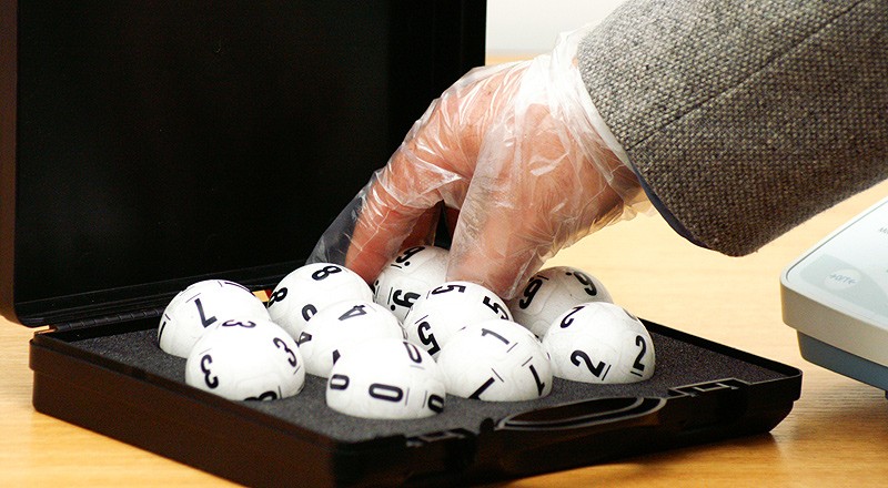 Câștigi 1 milion de dolari dacă ești vaccinat!