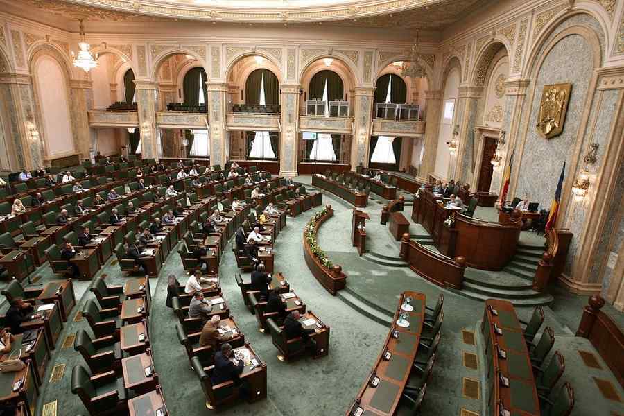 Legea pensiilor poate fi reexaminată sub mai multe aspecte
