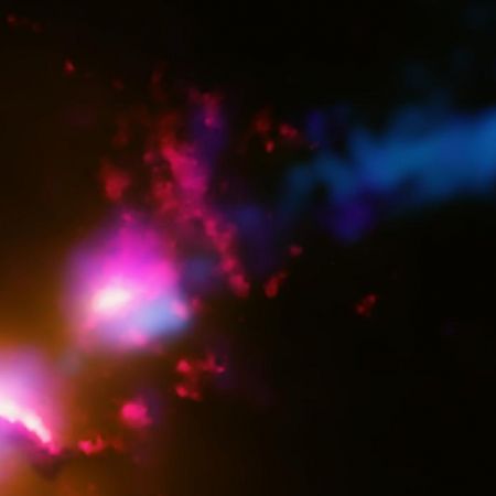 O nouă galaxie, identificată la o distanţă record faţă de Terra