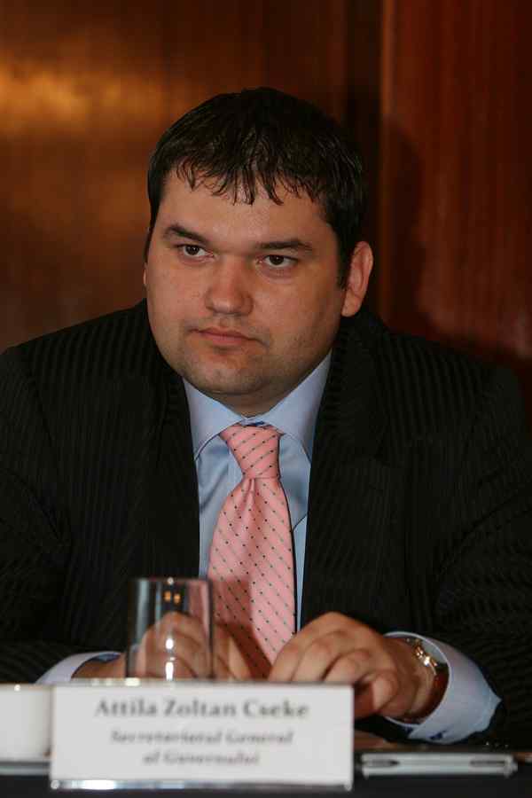 CNAS şi Fondul de Asigurări de Sănătate ar putea trece la Ministerul Sănătăţii