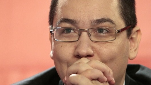 Ponta: Fiecare parlamentar PDL care nu votează moţiunea primeşte 250.000 lei