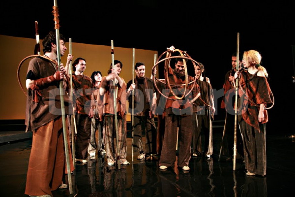 Un prim regal: „Odysseia”