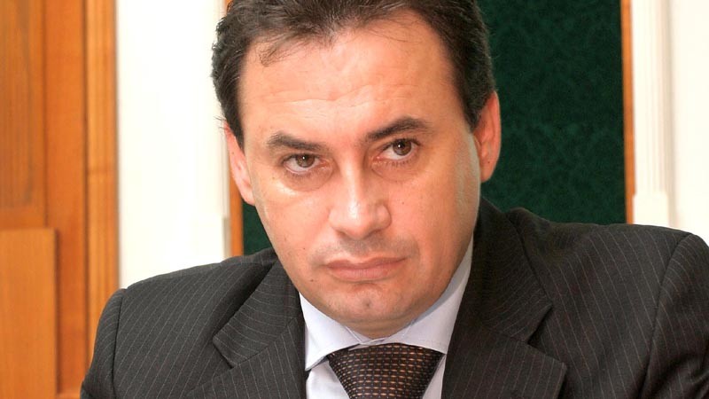 Ghiţă Falcă cheltuieşte într-o singură zi 60.000 euro pentru spaţii verzi