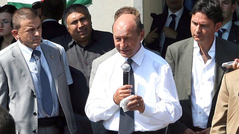 ActiveWatch îl pune la zid pe Băsescu