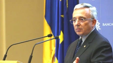 Tampiza, Lukoil: Isărescu a devenit vulnerabil. Cursul trebuia lăsat liber în unele momente