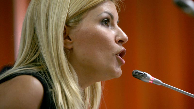 Ministerul Dezvoltării dă un drept la replică supt din degete