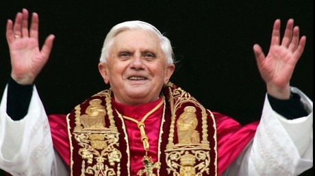 Papa consideră că folosirea prezervativelor e un lucru bun, în situaţii „excepţionale”
