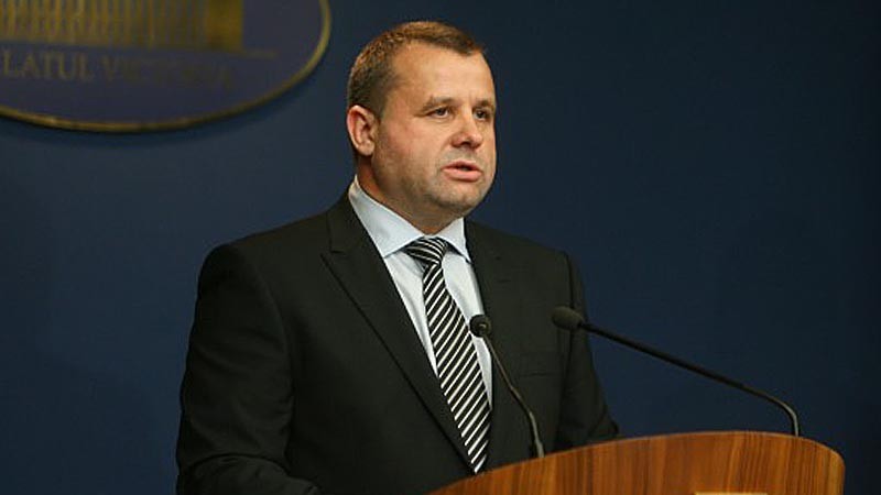 Botiş: La majorarea cu 15% a salariului se va adăuga media stimulentelor pe funcţie