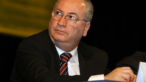 Haşotti spune că ar trebui limitat, prin Constituţie, rolul Curţii Constituţionale