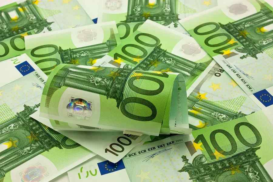 Rezervele valutare ale BNR au atins un nou nivel record, de 32,8 miliarde euro