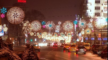 În Capitală, luminile de sărbători  vor fi aprinse duminică