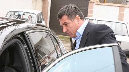 Victor Becali: Nu ştiu nimic despre interesul Barcelonei pentru Ştefan Radu