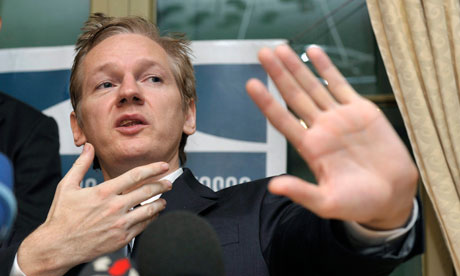 Fodatorul Wikileaks a fost arestat la Londra