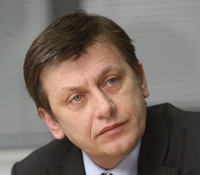 Crin Antonescu, despre PSD: Nu poţi face planuri cu un partid în care liderii se pârăsc reciproc