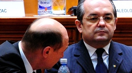 Boc: Băsescu nu îmi dă ordine