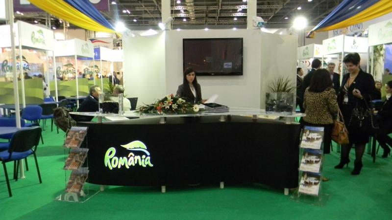 Udrea a dat 157.000 euro pentru un stand turistic second-hand