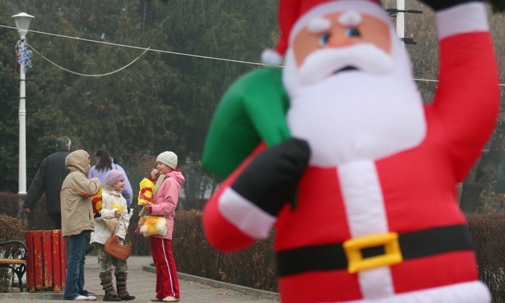 Sărbători Feerice De Iarnă In Parcul Unirii Si Piaţa Constituţiei