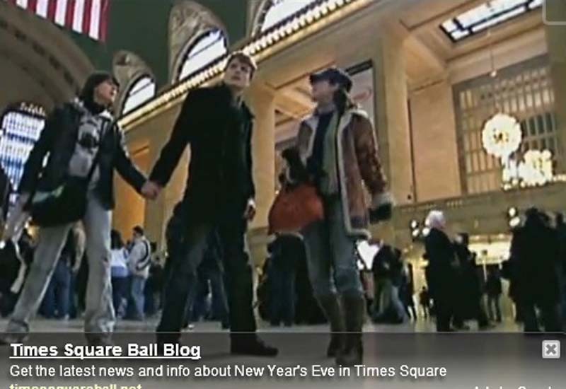 Experiment artistic inedit in Grand Central: zeci de oameni nemiscati