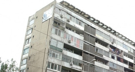 MAI: Românii sunt obligaţi să încheie asigurări de locuinţe până pe 15 iulie 2011