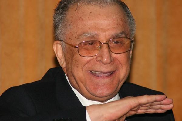 Iliescu: În PSD există „frânari” care „pun tălpi” celor capabili şi credibili