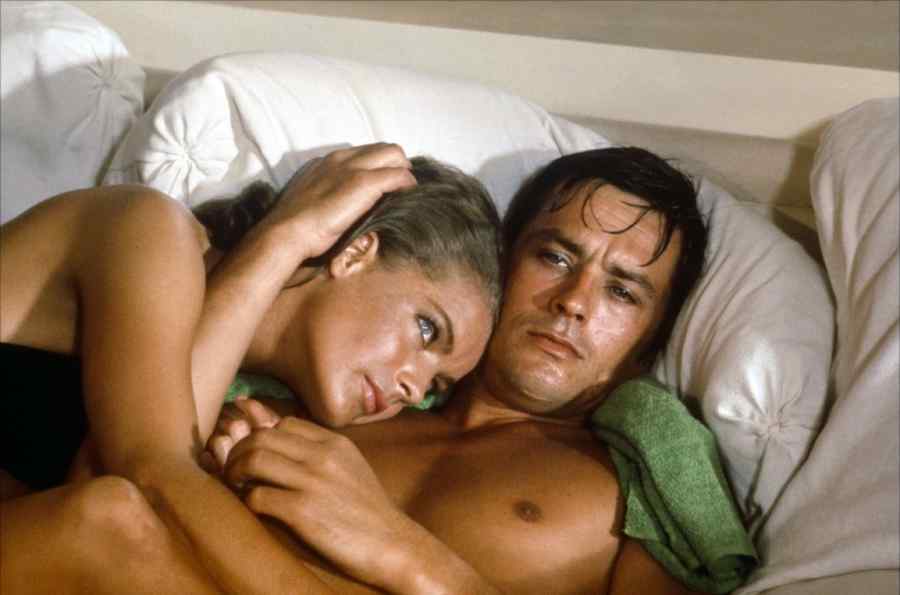 Alain Delon se desparte de comorile sale